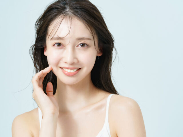 水光肌とは？水光肌の特徴と、なるための方法（美容成分・美容医療・スキンケア）を徹底解説